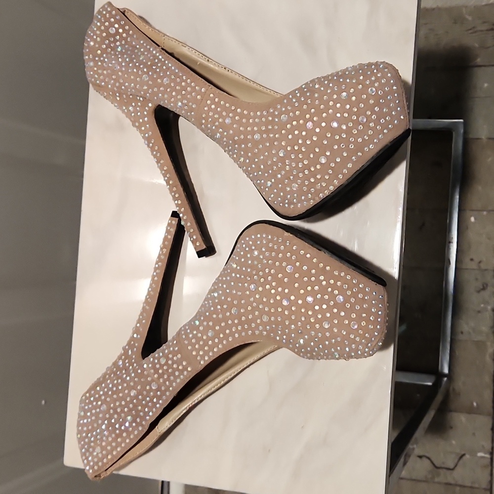 Shoes platform heels